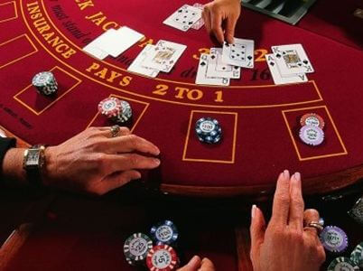 online poker table how to play