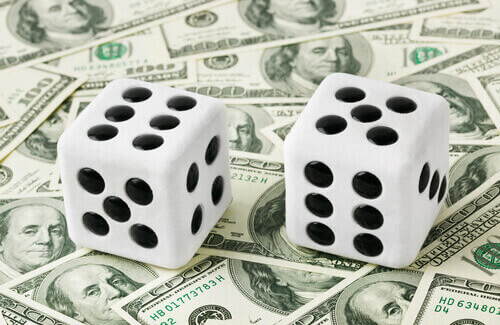 online casino banking dice & money