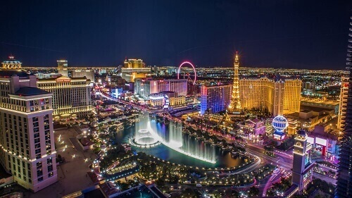 Las Vegas Resorts undergoing hotel room renovations