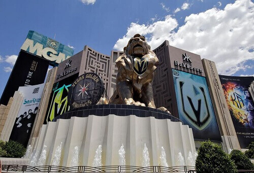 MGM Resorts signs deal with Boyd Gaming