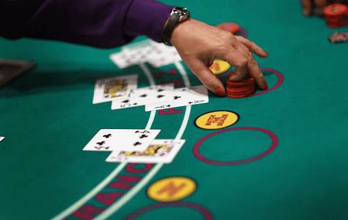 Apakah Blackjack Dealer Langsung Dicurangi?
